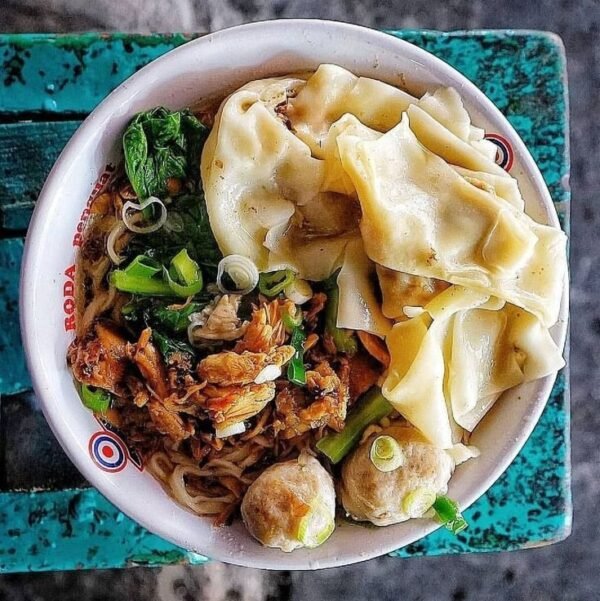 Mie Yamin Pangsit Bakso